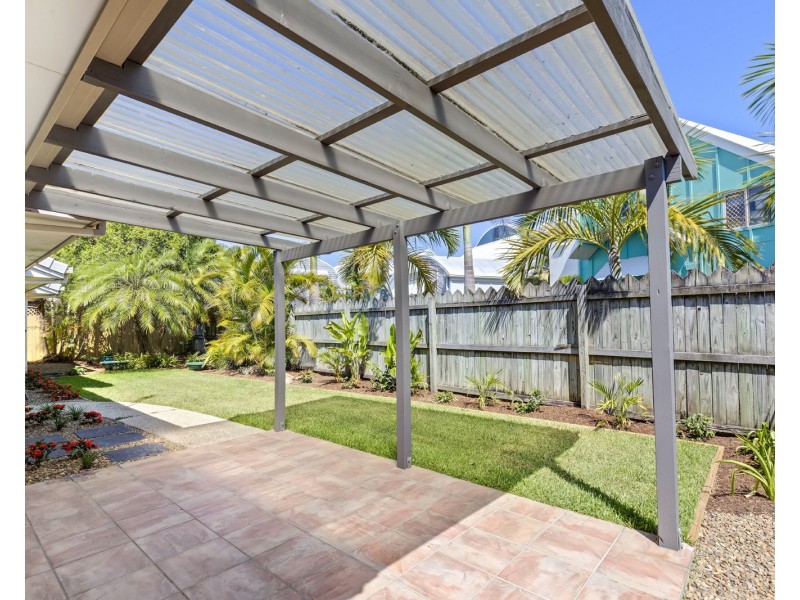 2/16 Maroochy Waters Dr, Maroochydore QLD 4558