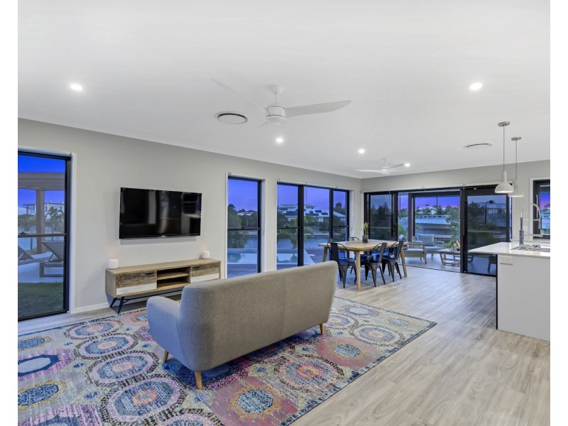 23 Tamborine Close, Mountain Creek QLD 4557