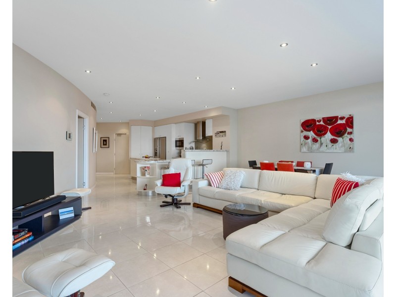 202/50 Picnic Point Esplanade, Maroochydore QLD 4558