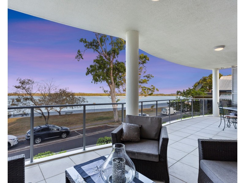 202/50 Picnic Point Esplanade, Maroochydore QLD 4558