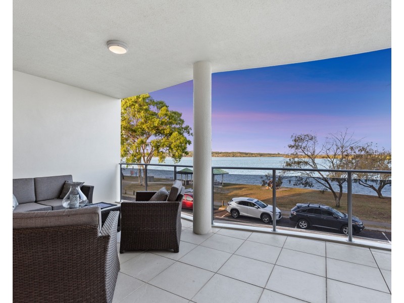 202/50 Picnic Point Esplanade, Maroochydore QLD 4558