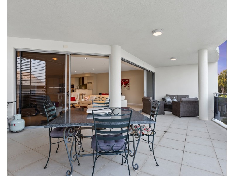 202/50 Picnic Point Esplanade, Maroochydore QLD 4558