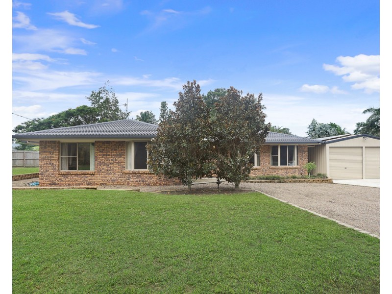 17 Anderson Road, Glass House Mountains QLD 4518