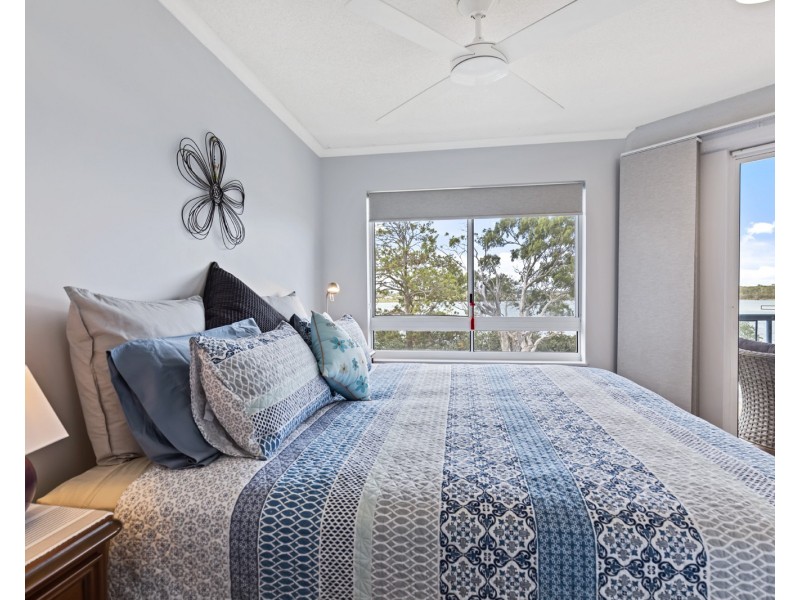 18/2-4 Picnic Point Esplanade, Maroochydore QLD 4558