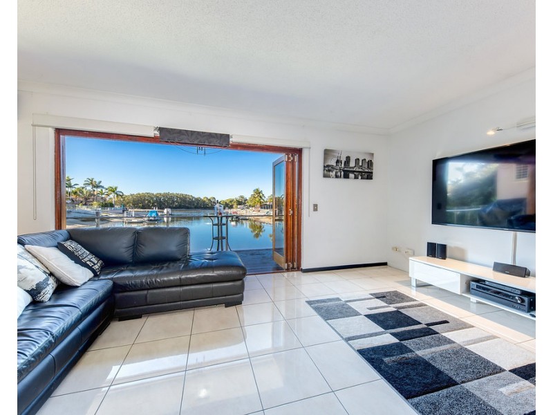 2/111 Bundilla Boulevard, Mountain Creek QLD 4557