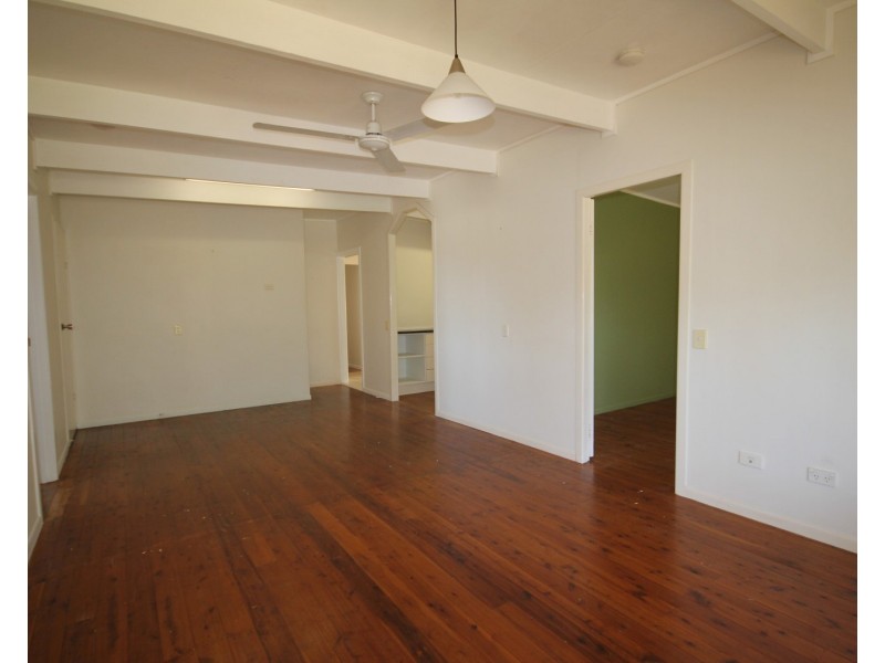 6 Water Street, Buderim QLD 4556