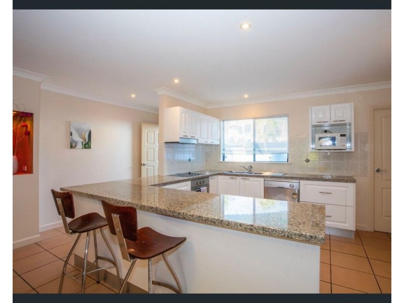 14 and 15/151-153  Mudjimba Beach Road, Mudjimba QLD 4564