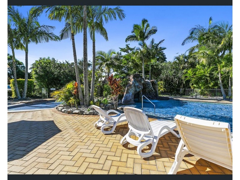 14 and 15/151-153  Mudjimba Beach Road, Mudjimba QLD 4564