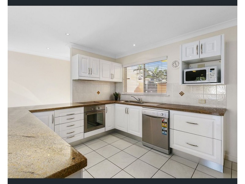 14 and 15/151-153  Mudjimba Beach Road, Mudjimba QLD 4564