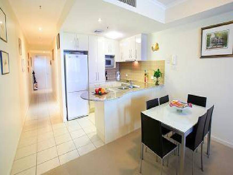 402 Duporth Riverside, Maroochydore QLD 4558