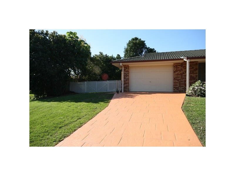 2 Oxford Close, Sippy Downs QLD 4556