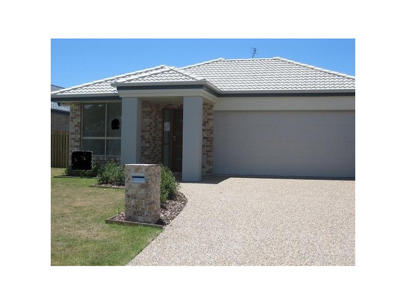 18 Whitsunday Drive, Pacific Paradise QLD 4564