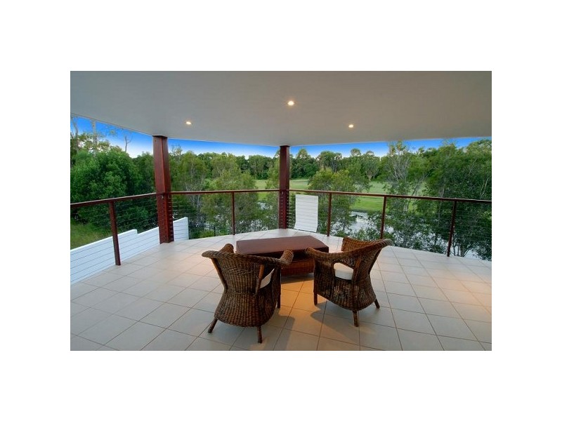 7 Hetherington Drive, Twin Waters QLD 4564