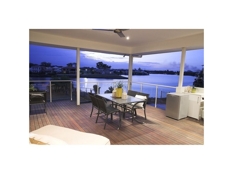 24 Anchorage Circuit, Twin Waters QLD 4564