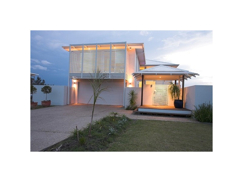 24 Anchorage Circuit, Twin Waters QLD 4564