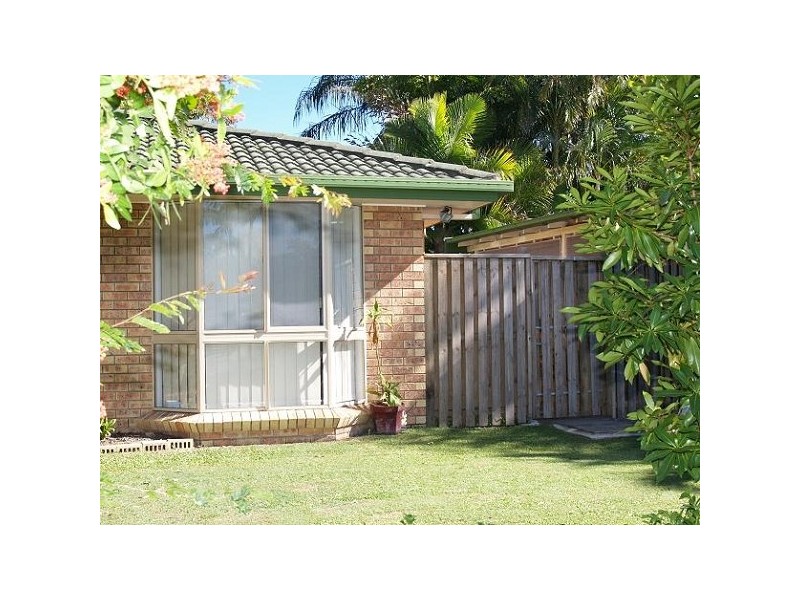 13 Kumbar Street, Pacific Paradise QLD 4564