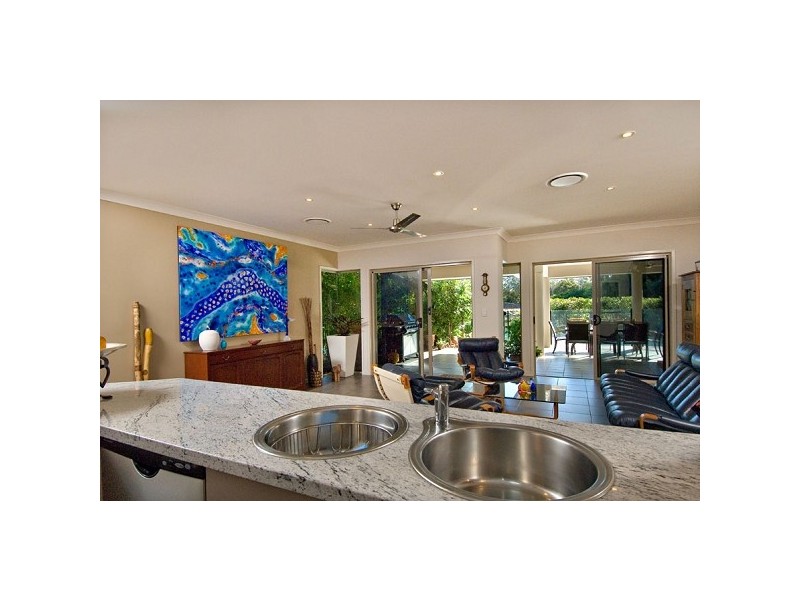 33 Seahorse Drive, Twin Waters QLD 4564