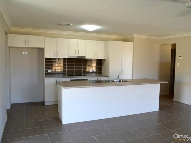 29 Winpara Drive, Forest Springs Estate, Kirkwood QLD 4680