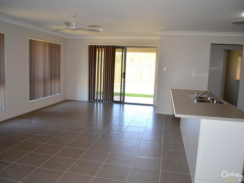 29 Winpara Drive, Forest Springs Estate, Kirkwood QLD 4680