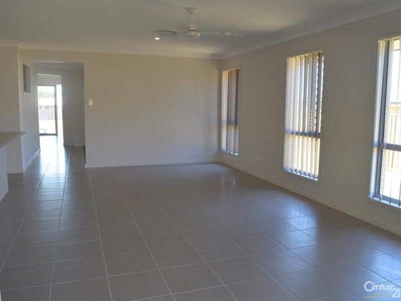 29 Winpara Drive, Forest Springs Estate, Kirkwood QLD 4680