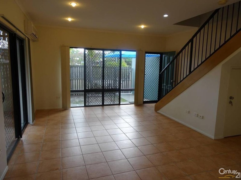 4/65 Langdon Street, Tannum Sands QLD 4680