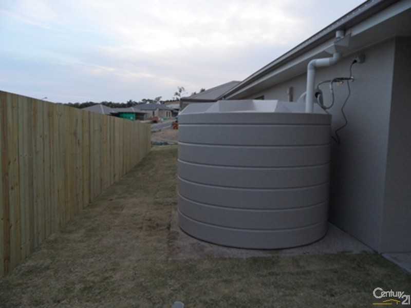 4 Wentworth Place, Eden Chase Estate, Glen Eden QLD 4680