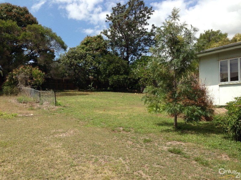 10 Rossella Street, West Gladstone QLD 4680