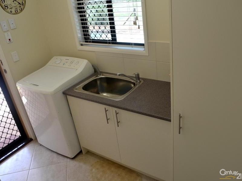 416 Jim Whyte Way, Beecher QLD 4680