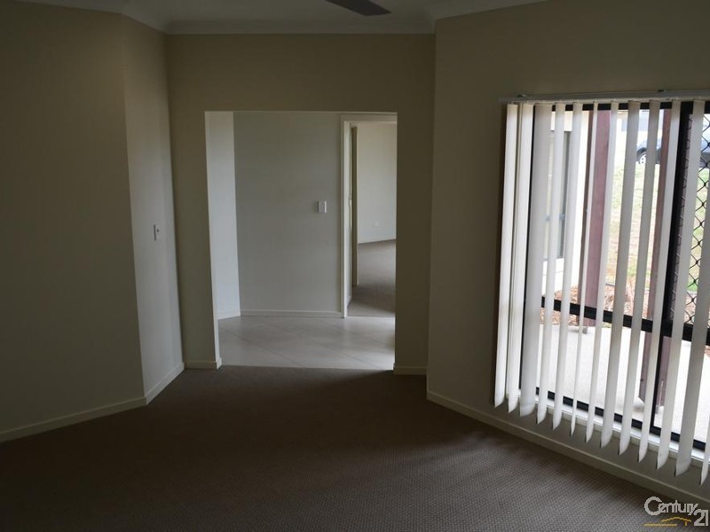 19 Blaxland Court, Eden Chase Estate, West Gladstone QLD 4680