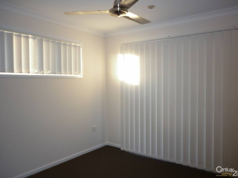 1 Sarah Court, New Auckland QLD 4680