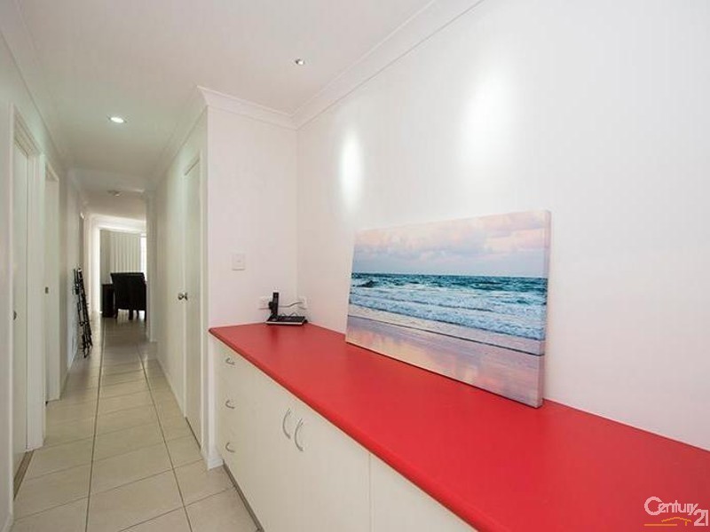 3 Koowin Drive, Kirkwood QLD 4680