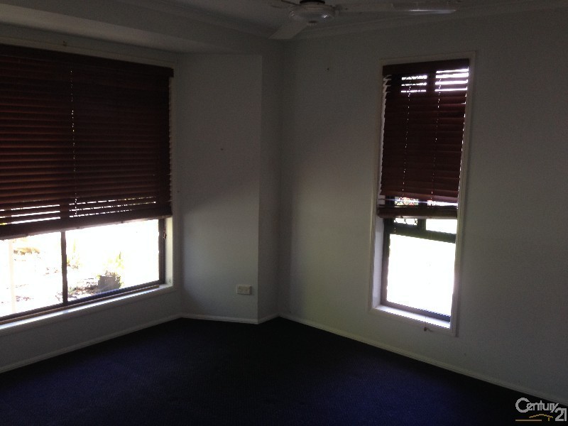 4 Stitt Close, Glen Eden QLD 4680