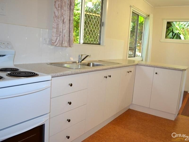 48 Adelaide Street, South Gladstone QLD 4680