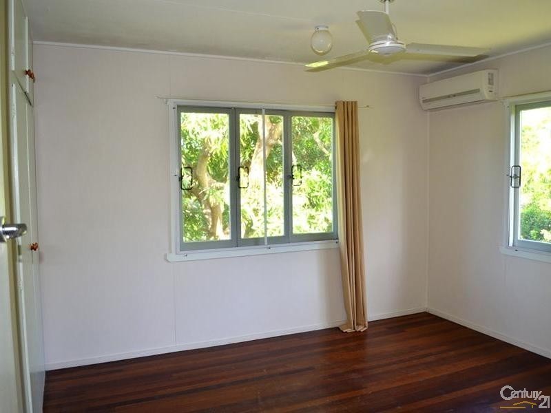 48 Adelaide Street, South Gladstone QLD 4680