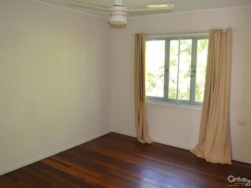 48 Adelaide Street, South Gladstone QLD 4680