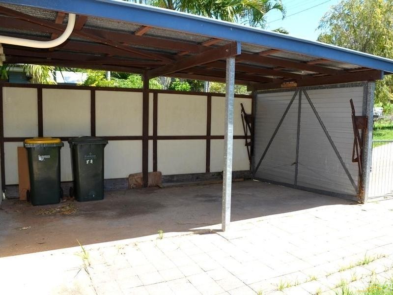 48 Adelaide Street, South Gladstone QLD 4680