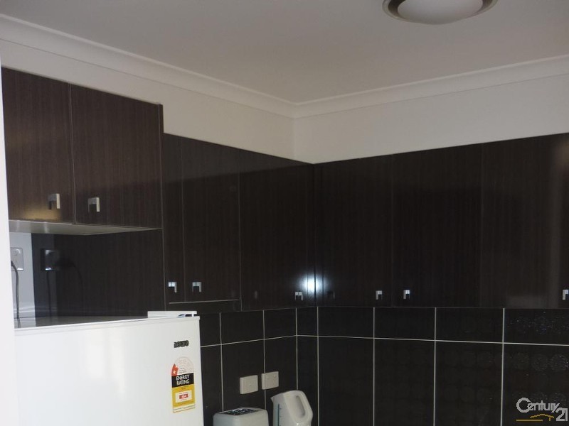 6/5 Glenlyon Street, Gladstone QLD 4680