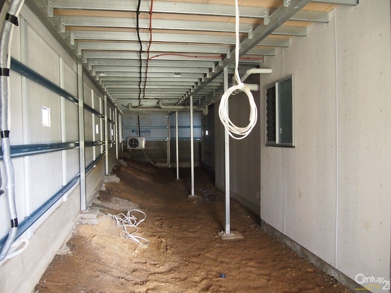 40-44 Wattle Street, New Auckland QLD 4680