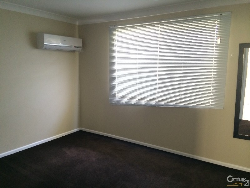 2/3 Butler Street, New Auckland QLD 4680