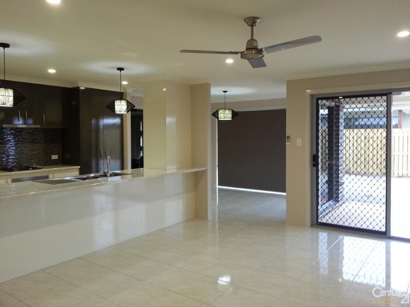 4 Bellbird Circuit, Forest Springs Estate, Telina QLD 4680