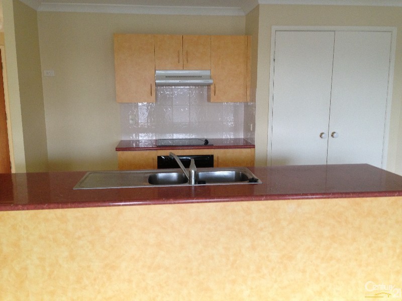 4 Craigmoor Court, New Auckland QLD 4680