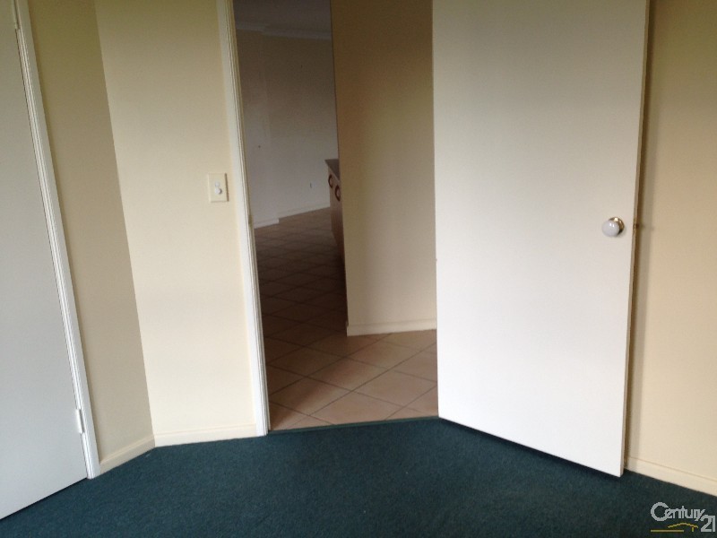 4 Craigmoor Court, New Auckland QLD 4680