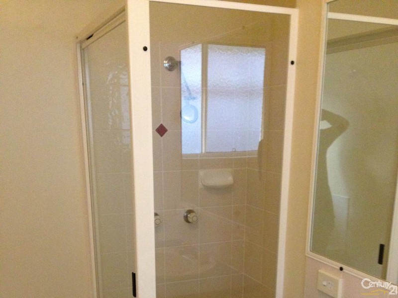 4 Craigmoor Court, New Auckland QLD 4680