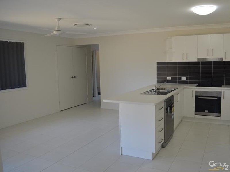 23 Shearwater Drive, BROOKEVIEW ESTATE, Glen Eden QLD 4680