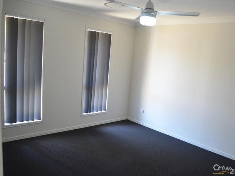 23 Shearwater Drive, BROOKEVIEW ESTATE, Glen Eden QLD 4680