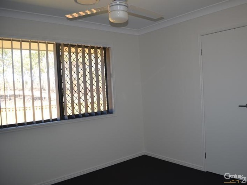 23 Shearwater Drive, BROOKEVIEW ESTATE, Glen Eden QLD 4680