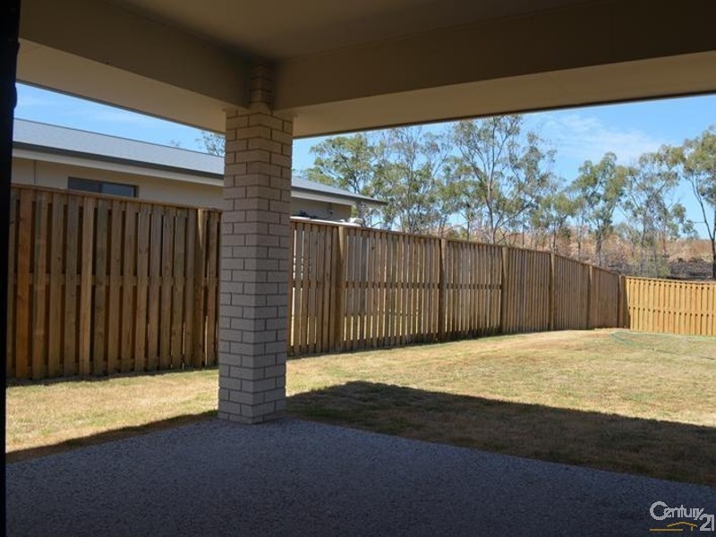 23 Shearwater Drive, BROOKEVIEW ESTATE, Glen Eden QLD 4680