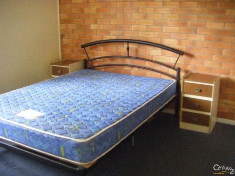 3/6 Boles Street, West Gladstone QLD 4680