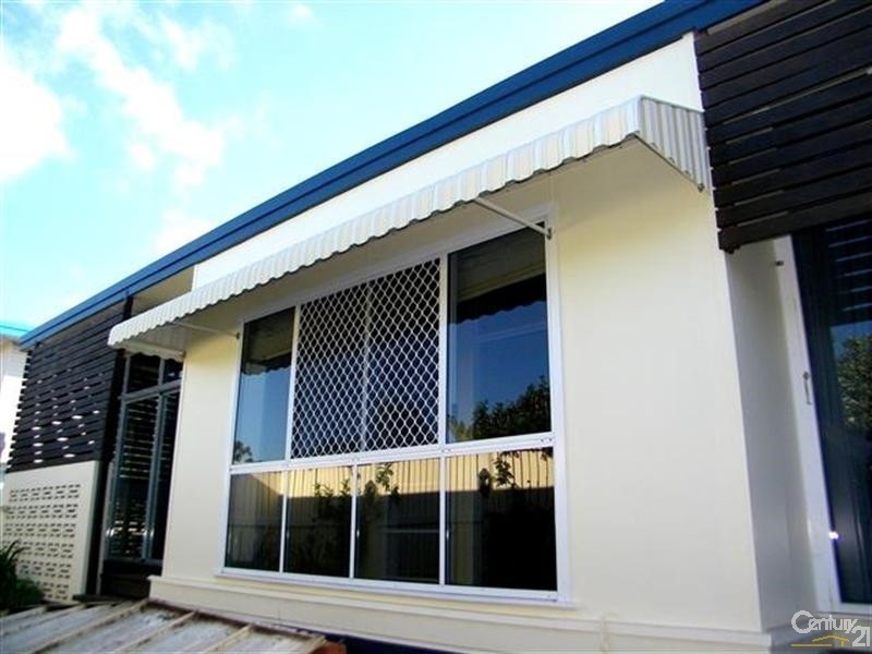 24 Coase Street, West Gladstone QLD 4680