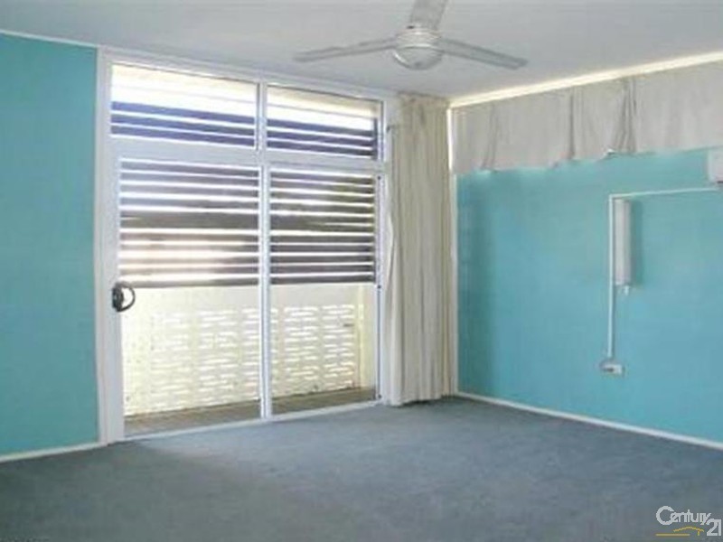 24 Coase Street, West Gladstone QLD 4680